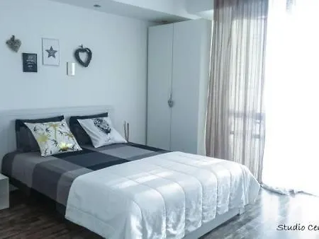 Studio Central Exer X Апартаменти